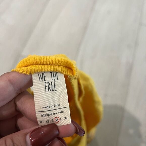 WE THE FREE Womens Size m Top Yellow Tie back Cropped T-shirt with Embroidery - Picture 6 of 8